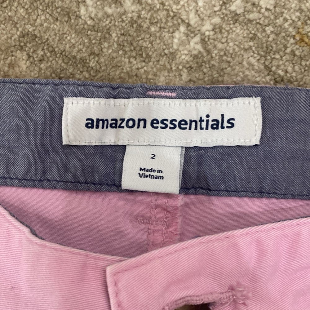 Amazon Essentials - Picture 2 of 4